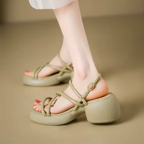 厚底罗马凉鞋女款夏季2023年新款女士粗跟夹趾沙滩鞋绑带松糕女鞋图片
