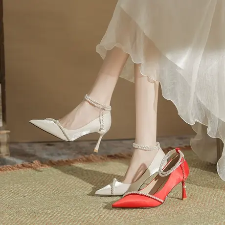 婚鞋新娘伴娘高跟鞋女2024年新款珍珠一字扣带尖头细跟单鞋不累脚商品大图