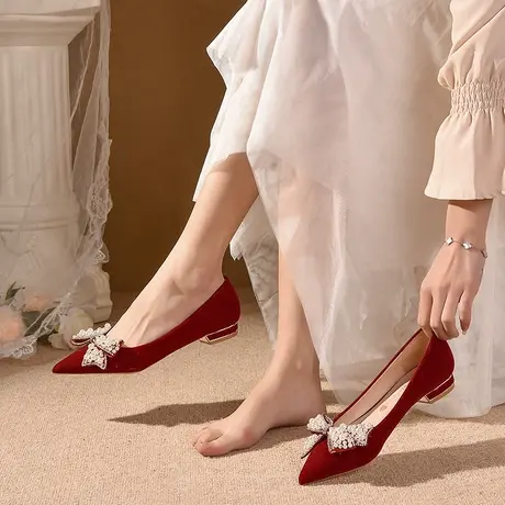 中式红色结婚鞋子女2023年新款平底跟秀禾服新娘孕妇不累脚高级感商品大图