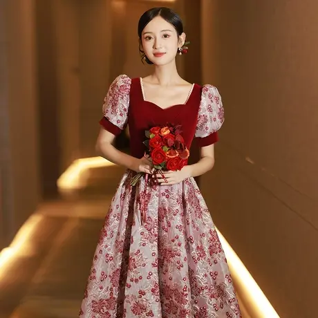 订婚礼服敬酒服新娘2023新款主持人法式公主高端酒红色连衣裙长款商品大图