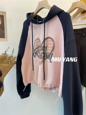 2024/春日新，音符爱心印花宽松连帽抽绳卫衣女春秋薄款休闲好穿商品大图