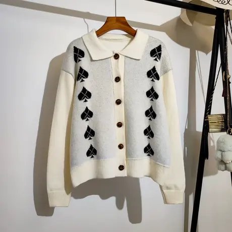 黑白桃心毛衣开衫女春秋新款复古宽松设计感小众polo领针织衫外套商品大图