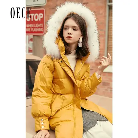 Oece秋冬装新款女装 抢镜元气黄色大毛领连帽中长款羽绒服外套图片