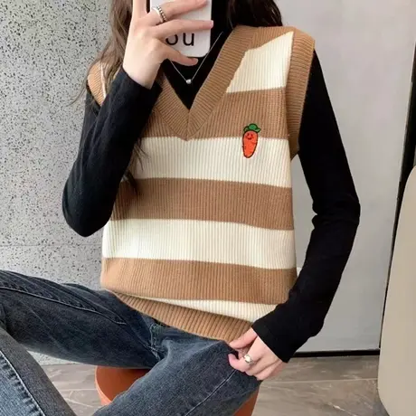 秋装2023新款女士针织马甲春秋网红背心叠穿条纹小坎肩马夹无袖女图片