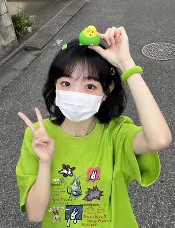 荧光绿短袖t恤女夏季多巴胺潮牌设计感小众美式复古宽松半袖上衣商品大图