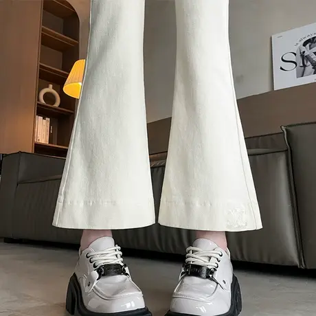 米白色微喇牛仔裤女2024年春夏新款高腰显瘦修身九分小个子喇叭裤商品大图