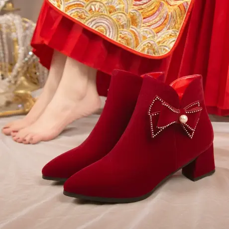 冬季婚鞋女2023年新款酒红色高跟鞋不累脚秀禾婚纱两穿新娘鞋粗跟图片