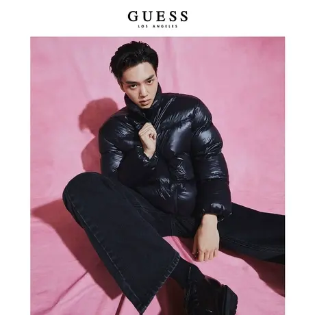 【38上新季】【 明星同款】GUESS 男士短款羽绒服面包服图片