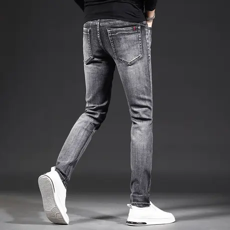 高端秋季牛仔裤男款修身小脚烟灰色2022新款休闲男士裤子弹力百搭图片