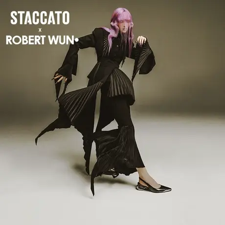 博主推荐【STACCATOxROBERTWUN】新款铠甲花朵凉鞋EDK32CH3商品大图