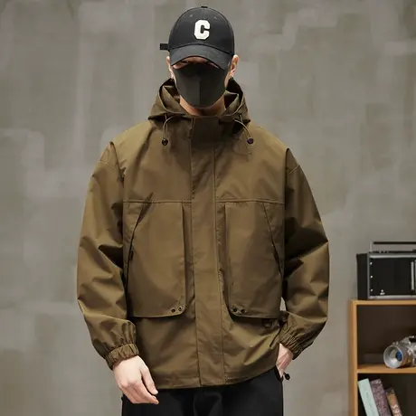 男生秋季潮牌户外冲锋衣春秋款情侣连帽外套秋天机能防水长袖夹克图片