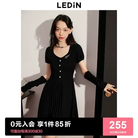 乐町针织连衣裙2023年初秋新压褶打底连衣裙女装收腰内搭连衣裙图片