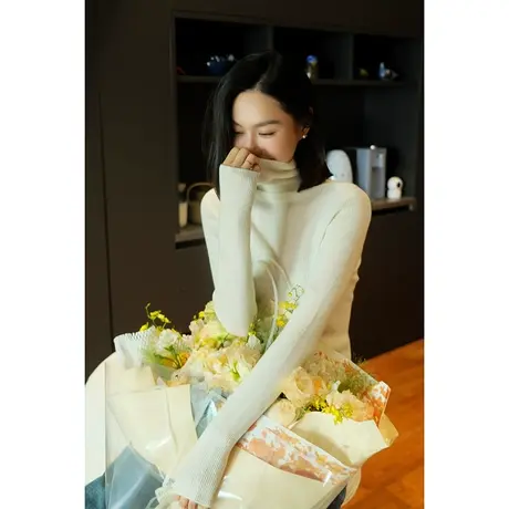 23秋冬新款女装超细亲肤无缝修身微弹羊绒羊毛针织衫女士打底衫商品大图