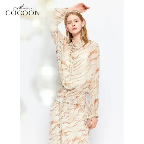 MISSCOCOON【拾光纪】24春新款大地色慵懒风印花荷叶边雪纺衬衫图片