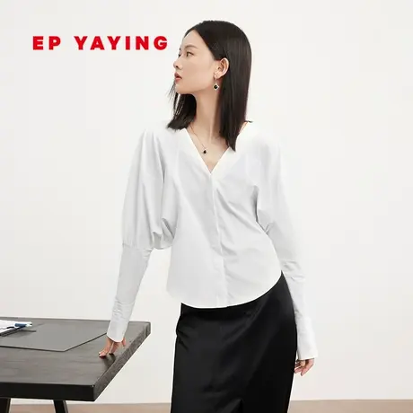 EP YAYING雅莹女装 设计感V领纯棉大廓形衬衫 2023秋冬新款2211A图片