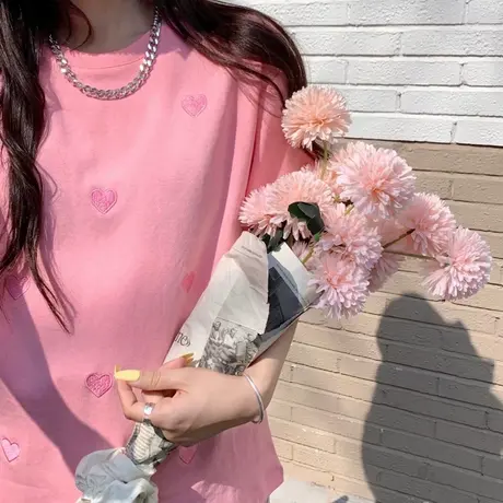 韩国2023夏新款短袖t恤女洋气百搭圆领爱心刺绣纯棉宽松韩版大码商品大图