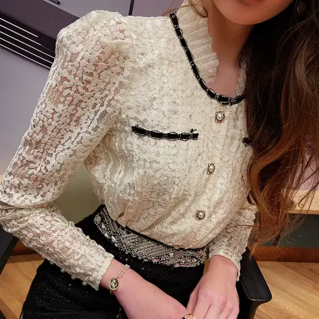 粉红大布娃娃圆领洋气打底衫珍珠扣气质百搭雪纺蕾丝小衫女秋冬图片