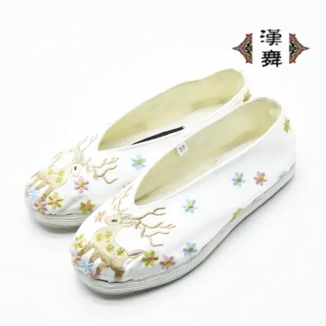 汉舞新款民族风布鞋套脚鞋织锦缎祥鹿仙女风中国风布鞋九色鹿图片