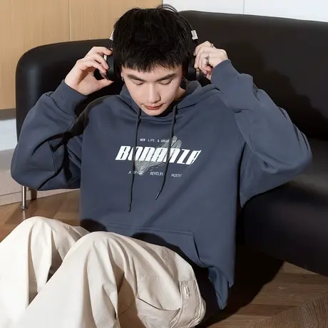 唐狮春季新款男卫衣前胸字母设计连帽套头衫青少年外套潮TD图片