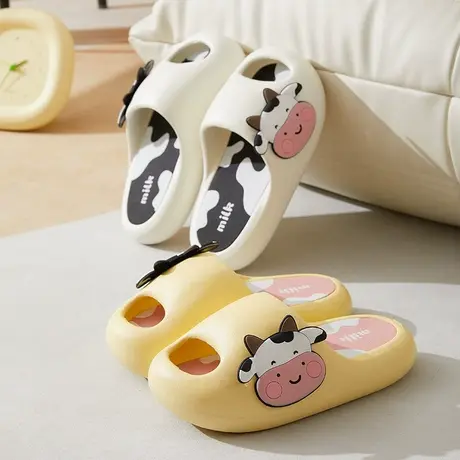 2024新款卡通奶牛拖鞋女士外穿室内居家浴室防滑洗澡踩屎感凉拖鞋商品大图