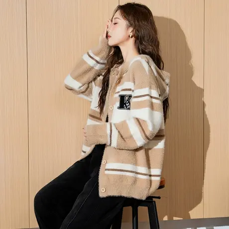 唐狮新款毛衣开衫女连帽左胸字母拼色条纹开衫针织毛线衫潮TE图片