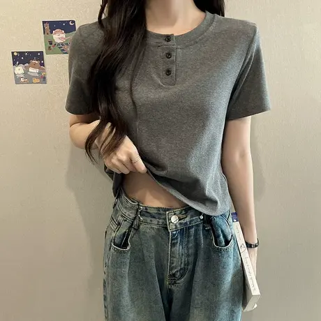 正肩短袖t恤女小众夏季新款韩版修身别致半开领系扣v领短款上衣商品大图