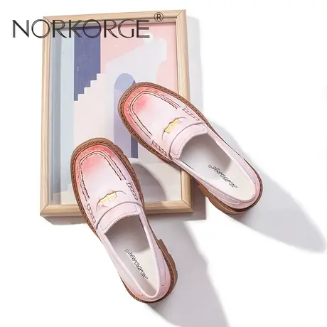 甜美蜜桃粉乐福鞋图片