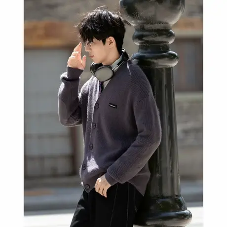 唐狮秋冬季毛衣外套男款V领开衫毛线衫百搭简约风潮流时尚TM图片