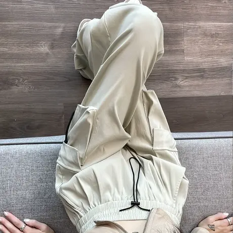 杏色美式工装裤女春秋季高腰显瘦设计感阔腿休闲束脚运动灯笼裤子图片