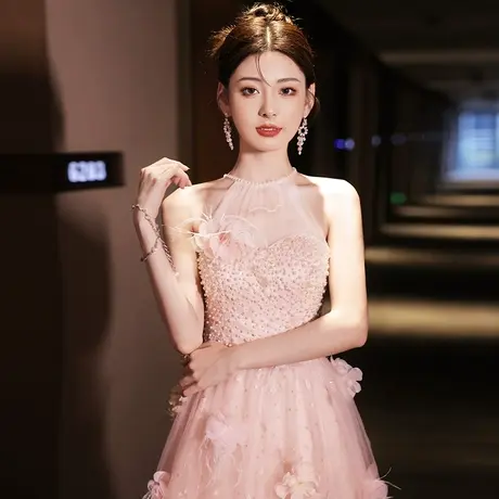 晚礼服女粉色成人礼生日高级轻奢宴会挂脖气质主持人高端连衣裙商品大图