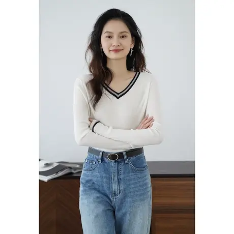 嘉茱莉2024新款V领针织衫女撞色套头针织上衣短款打底衫内搭毛衣图片
