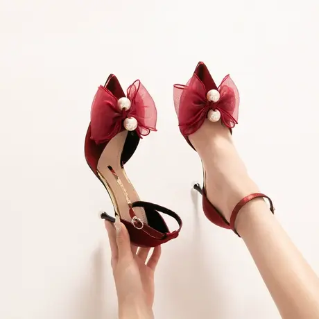 酒红色新娘结婚鞋女细跟2023年夏季新款性感气质尖头一字带高跟鞋图片