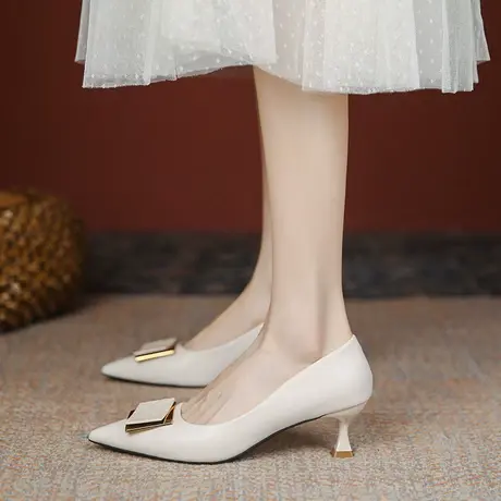 真皮白色高跟鞋女2023年夏季新款法式细跟不累脚尖头低跟5CM单鞋图片