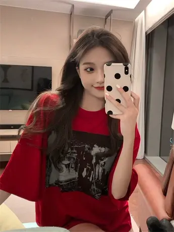 ins潮牌显白大红色复古印花短袖T恤女夏宽松下衣失踪半袖休闲上衣商品大图