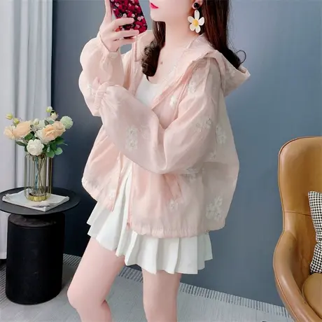 欧洲站时尚刺绣蕾丝防晒衣外套女春夏2025新款小个子显瘦薄款上衣图片