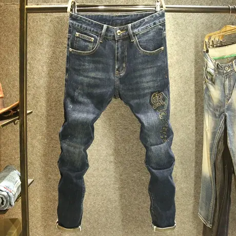 深蓝色秋冬款牛仔裤男士潮牌字母刺绣长裤时尚镶钻修身小脚裤厚款商品大图