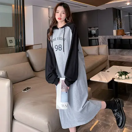 唐狮插肩袖连帽卫衣连衣裙女士春秋流行穿搭女装长款法式气质裙子图片