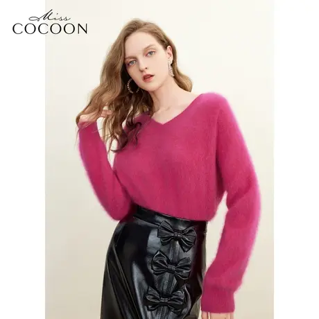 MISSCOCOON宽松V领2023冬装新款女时尚纯山羊绒水洗工艺毛针织衫商品大图