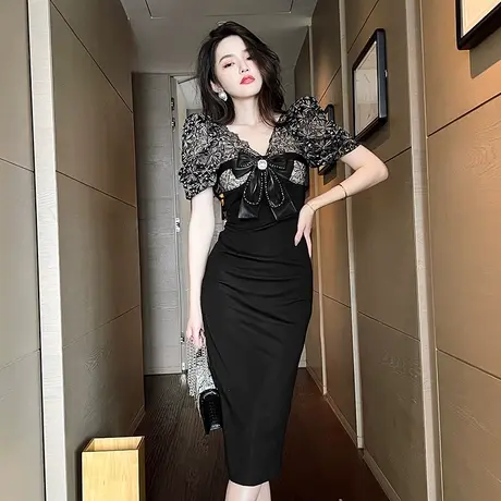 设计感小众拼接蝴蝶结蕾丝连衣裙女轻奢赫本风修身泡泡袖礼服裙子图片