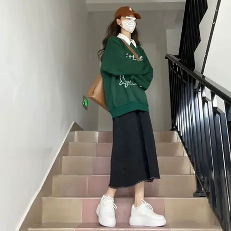 墨绿色潮牌圆领卫衣女秋冬季加绒小个子美式复古oversize上衣外套图片