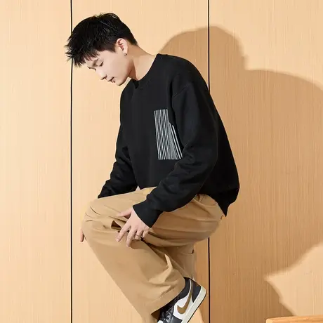 唐狮新款男士毛衣圆领前胸撞色黑色针织衫商务休闲男装宽松潮TD图片