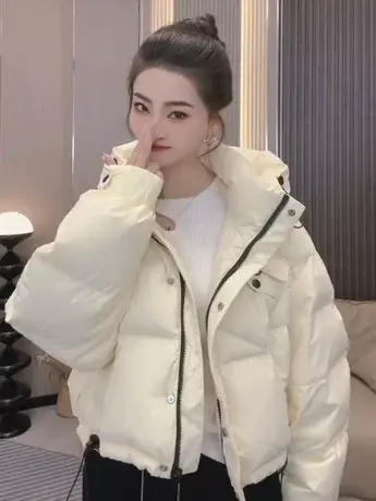 2023韩版羽绒服女短款设计感加厚宽松连帽小个子白鸭绒面包服外套图片
