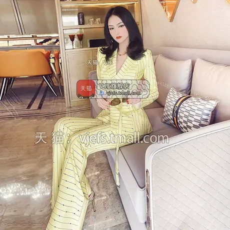 VJE秋季OL正装套装女2022新款双排扣小西服外套高腰喇叭裤两件套图片