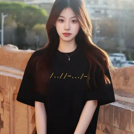 2025夏季新款简约风设计感黑色落肩t恤女短袖ins超火宽松纯棉上衣商品大图