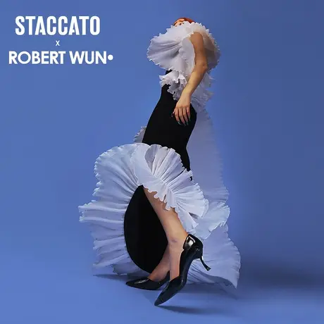 博主推荐【STACCATOxROBERTWUN】新款铠甲花朵高跟ED352CK3B图片