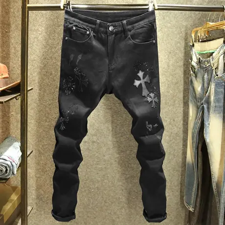 潮牌十字架烫钻男士牛仔裤韩版修身小脚裤秋冬款黑色弹力百搭裤子图片