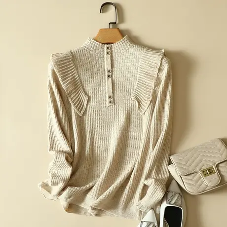 秋冬新款半高领纽扣针织衫蕾丝花边套头毛衣女洋气显瘦打底衫上衣图片