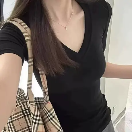 辣妹紧身收腰短袖T恤女夏季修身韩版百搭黑色V领正肩半袖上衣潮牌图片