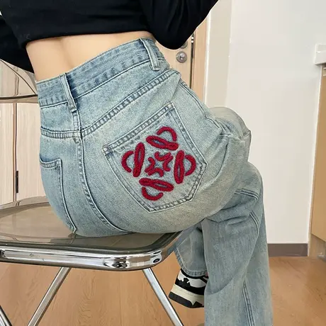 浅色直筒牛仔裤女季2024新款欧货刺绣宽松高腰显瘦窄版阔腿裤子潮图片