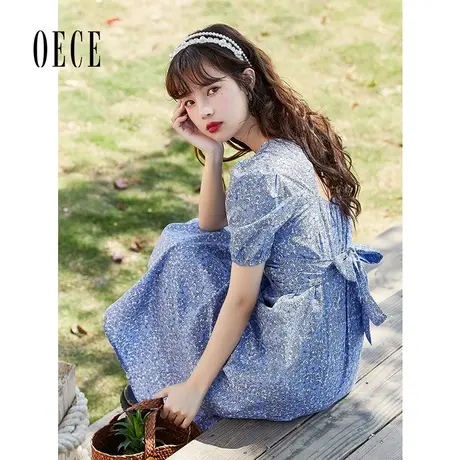 Oece复古碎花裙子2022夏季新款女装气质收腰法式修身短袖连衣裙春图片